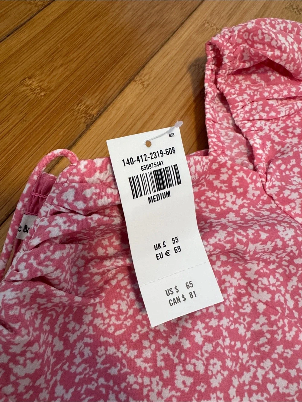 Abercrombie & Fitch lightweight cropped